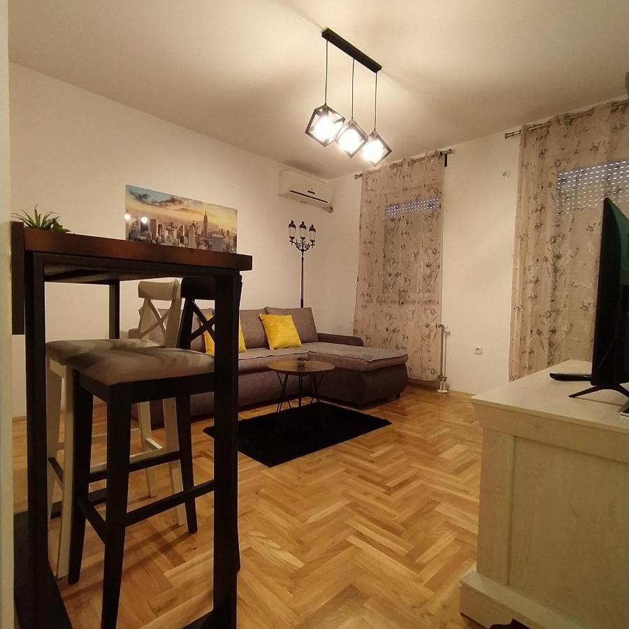 Daniris Apartman Нови-Сад Экстерьер фото
